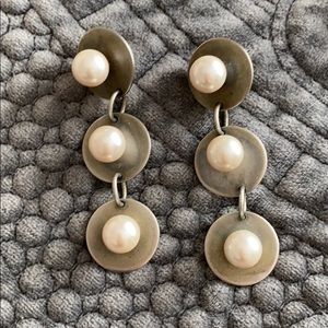 Gorgeous sculptural earrings